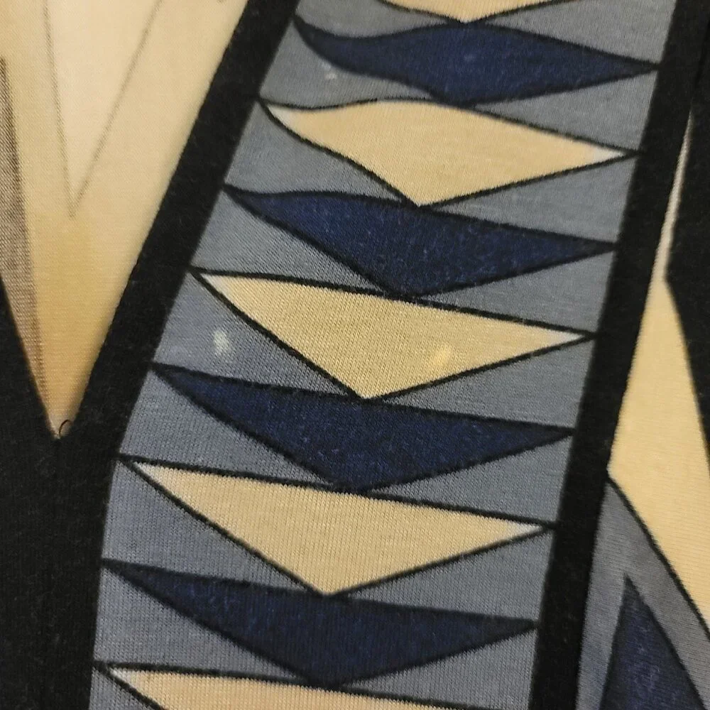 Women's Long sleeve Geometric dress, size M (6 - 8 ), just above the knee - Picture 3 of 5